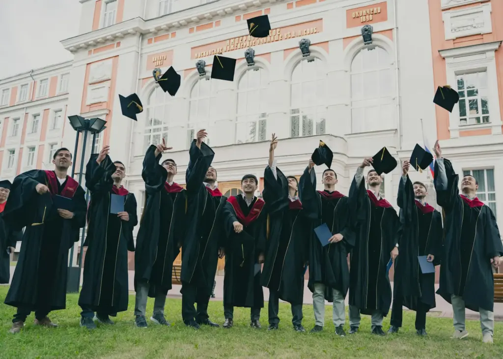 É possível comprar histórico escolar? 26 diploma de ensino superior
